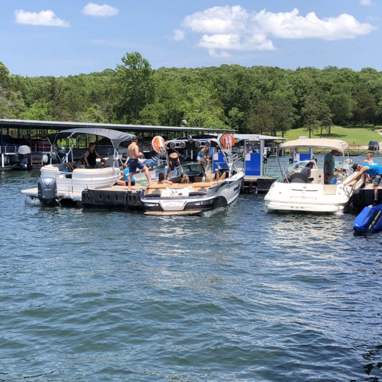 SHIP STORE Baxter Marina on Table Rock Lake